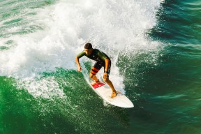 今日雄鹿比赛盘口走势分析，雄鹿今日数据